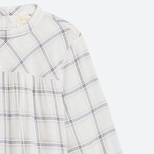 MELLO DAY Kim Mock Neck Top